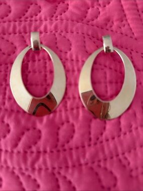 Gorgeous vintage Monet 3” stunning hoops signed